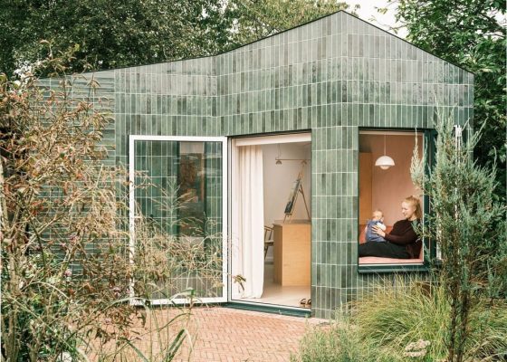 KIM-oflage Garden Studio / Delve Architects
