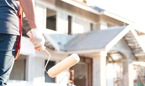 9 Reasons Why You Should Hire a Professional House Painter
