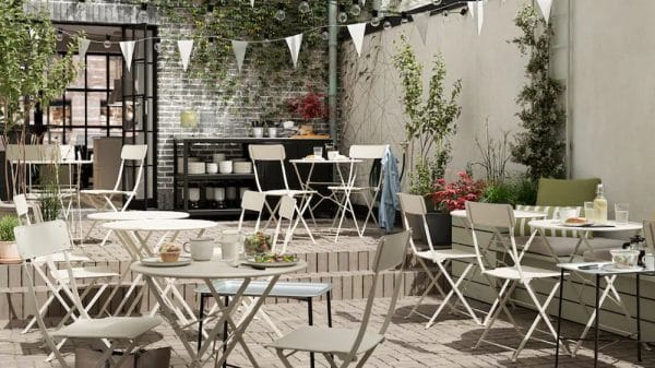 Creating the Ambiance: Designing Your Cafe's Interior and Exterior