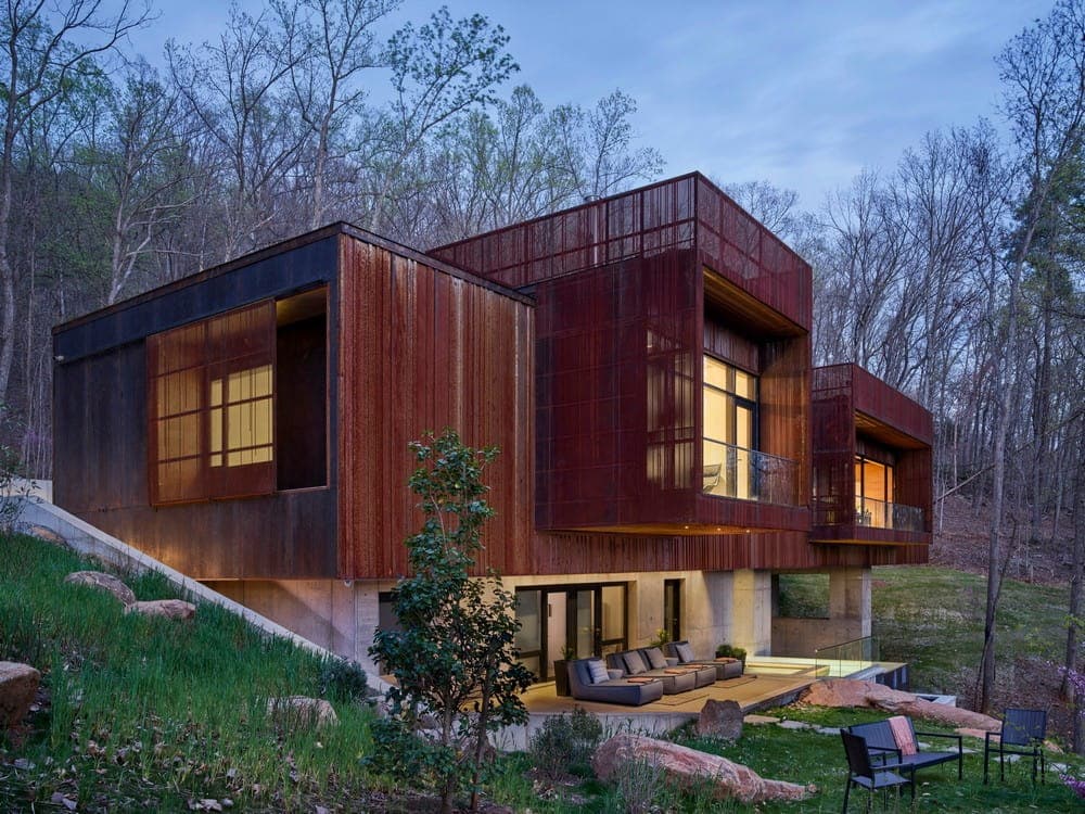 Night Song Bridge House / HEDS Architects