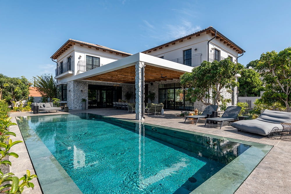 pool