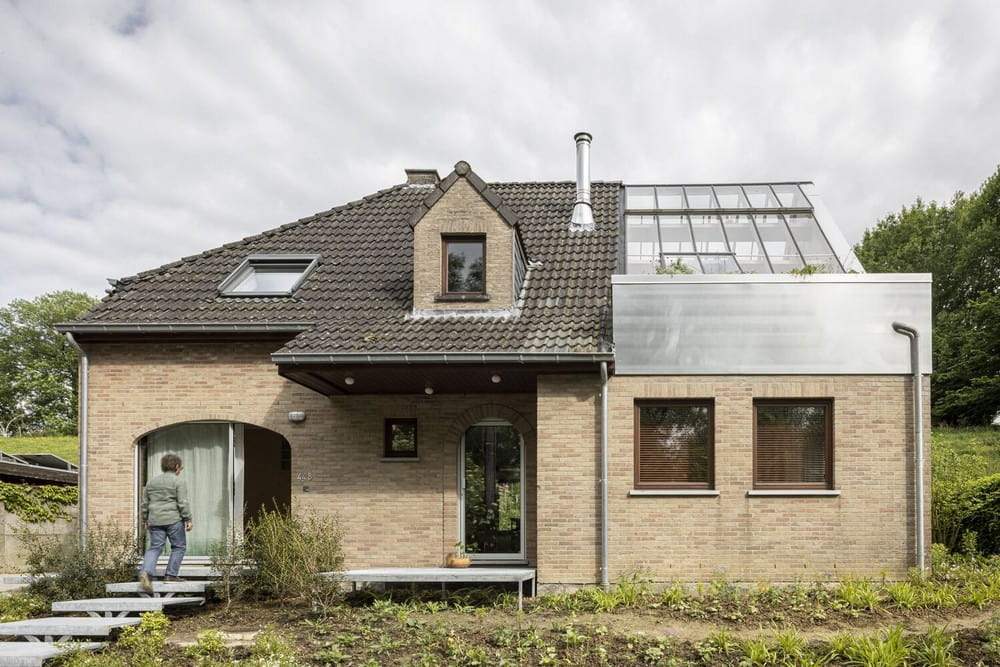 Omloop Farmhouse / hé! architectuur