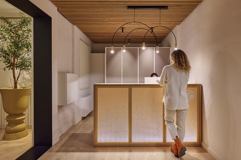 How Does Interior Design Revitalize Healthcare Spaces and Promote Well-being?
