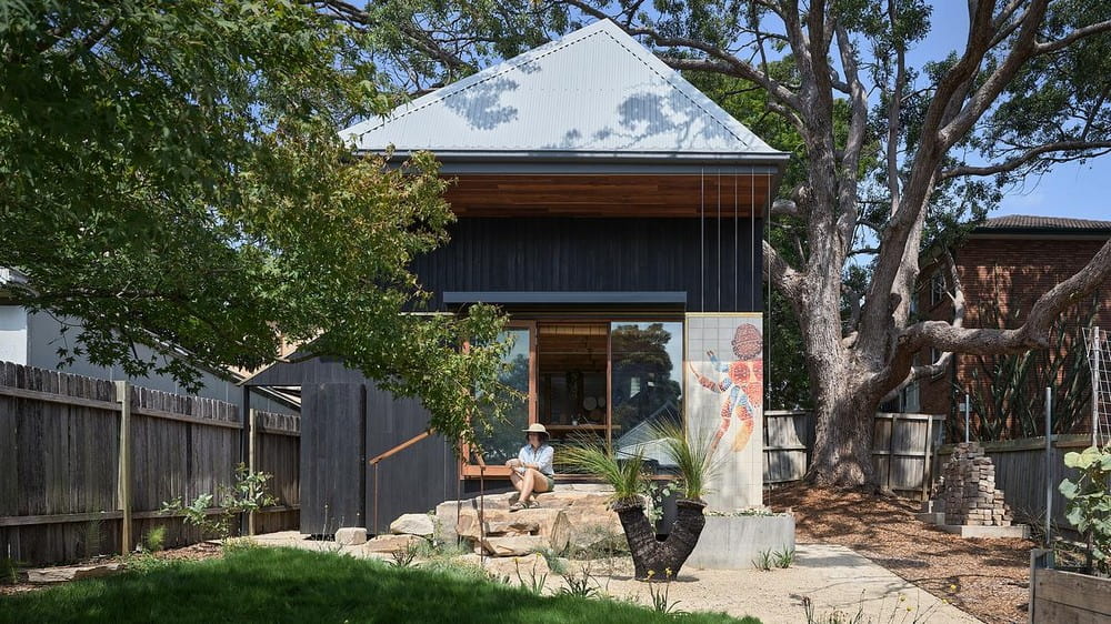 Coconut Crab Studio / Alexander Symes Architect