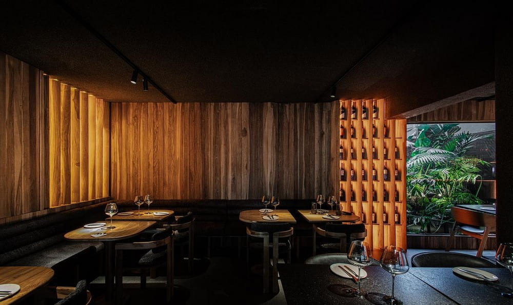 ZUK Restaurant / Muro Studio