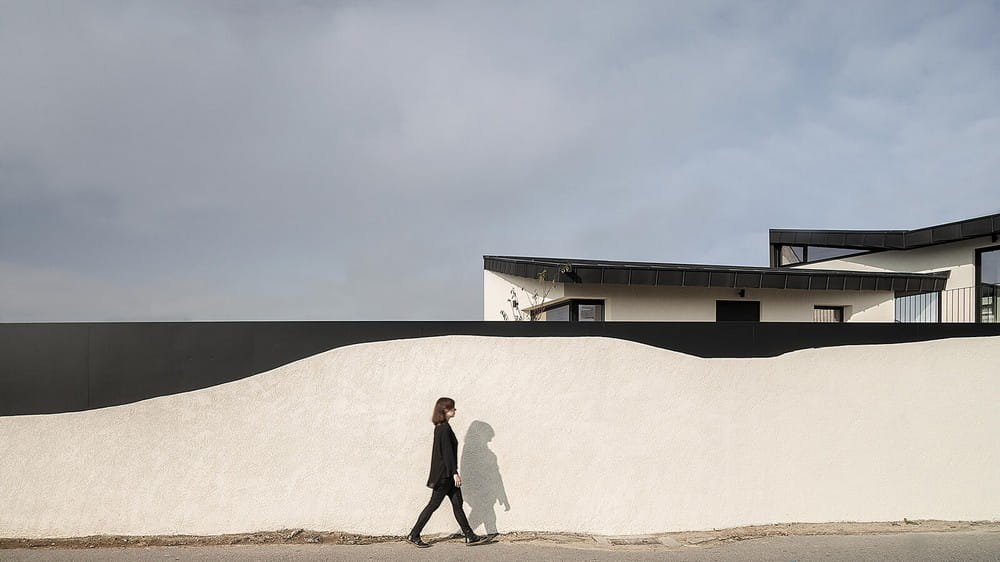 Casa Santa Marinha / Paulo Moreira Architectures