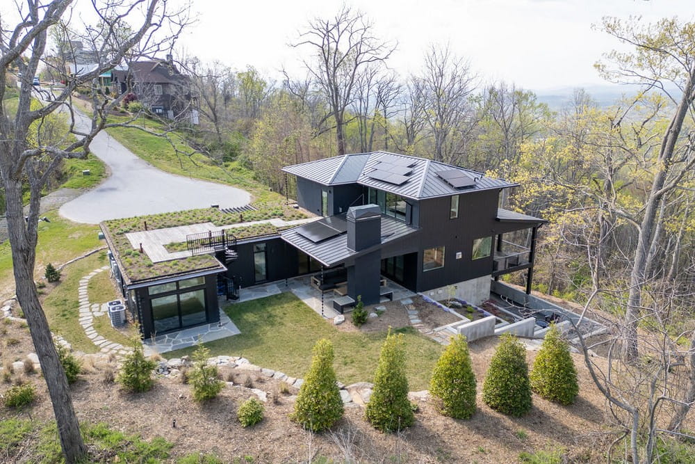 Hamburg Mountain House / ASSEMBLY Architecture + Build