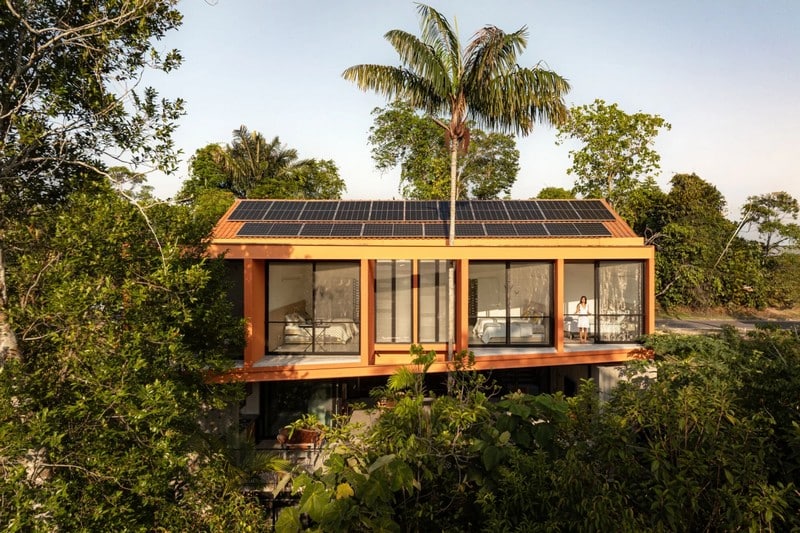 Pupunha House / Laurent Troost Architectures